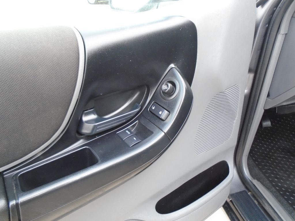 Ford Ranger XLT SuperCab 4-Door 4WD 2009