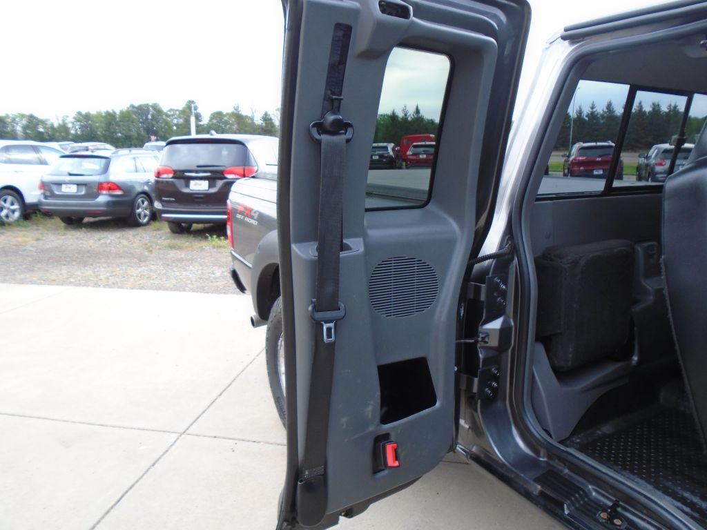 Ford Ranger XLT SuperCab 4-Door 4WD 2009