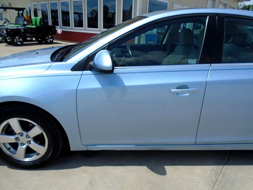 Chevrolet Cruze 2LT 2011