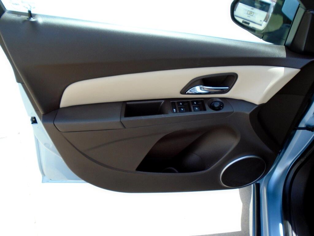 Chevrolet Cruze 2LT 2011