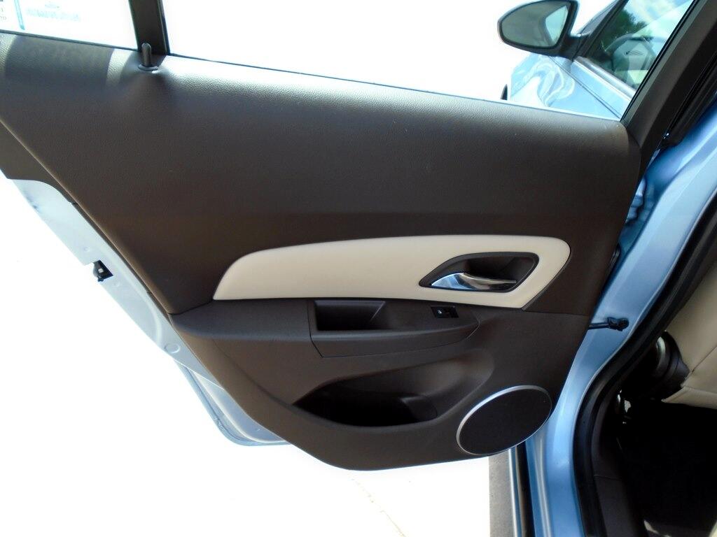 Chevrolet Cruze 2LT 2011