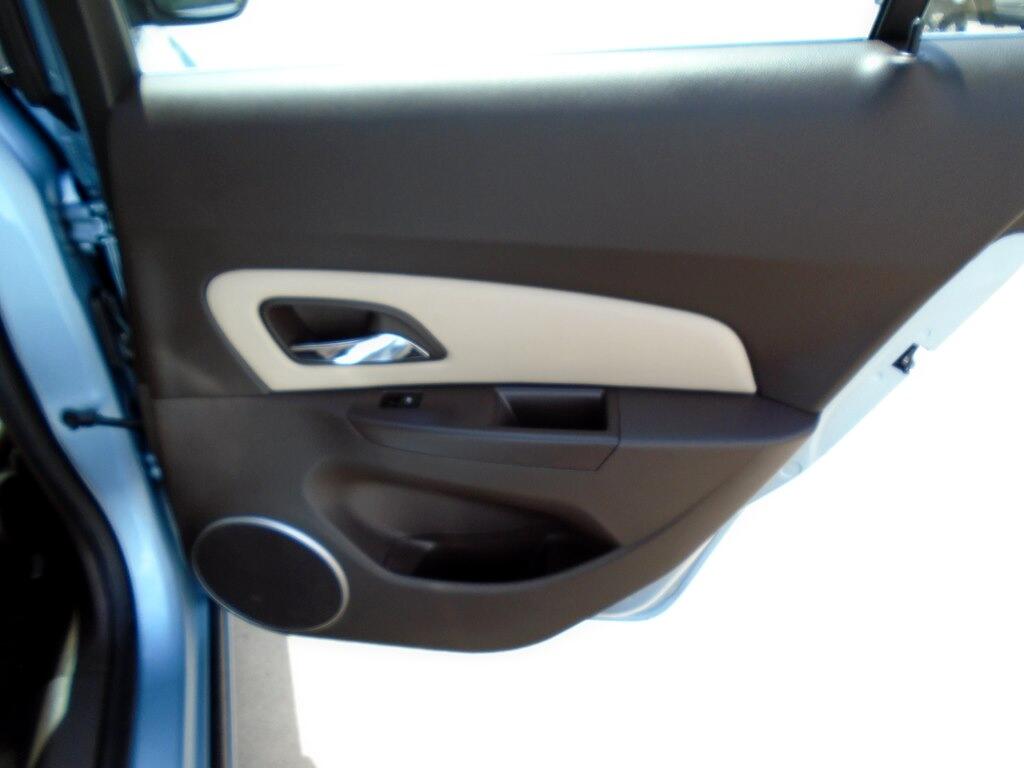 Chevrolet Cruze 2LT 2011