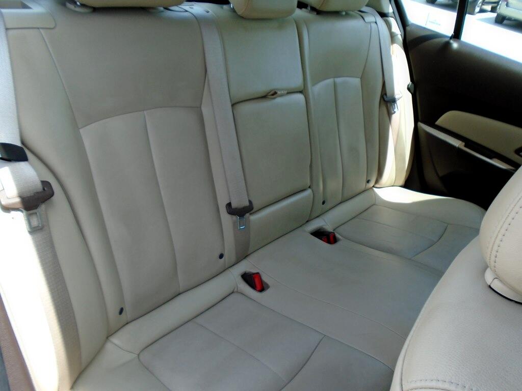 Chevrolet Cruze 2LT 2011