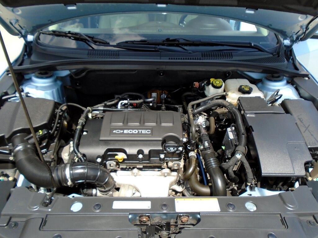 Chevrolet Cruze 2LT 2011
