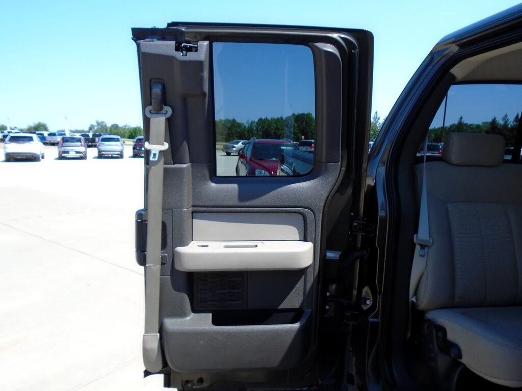 Ford F-150 XL SuperCab 6.5-ft. Bed 4WD 2009