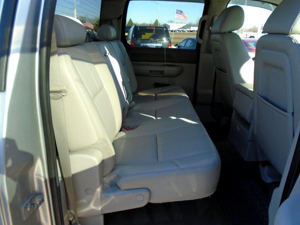 GMC Sierra 1500 SLE Crew Cab 4WD 2011
