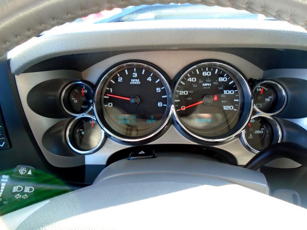 GMC Sierra 1500 SLE Crew Cab 4WD 2011