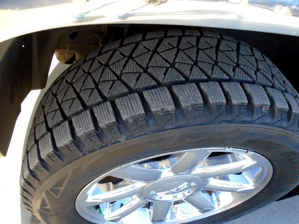 GMC Sierra 1500 SLE Crew Cab 4WD 2011