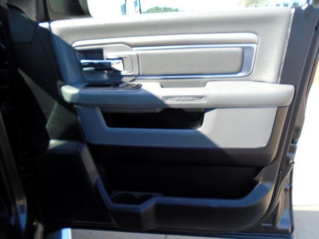 RAM 3500 SLT Crew Cab SWB 4WD 2018