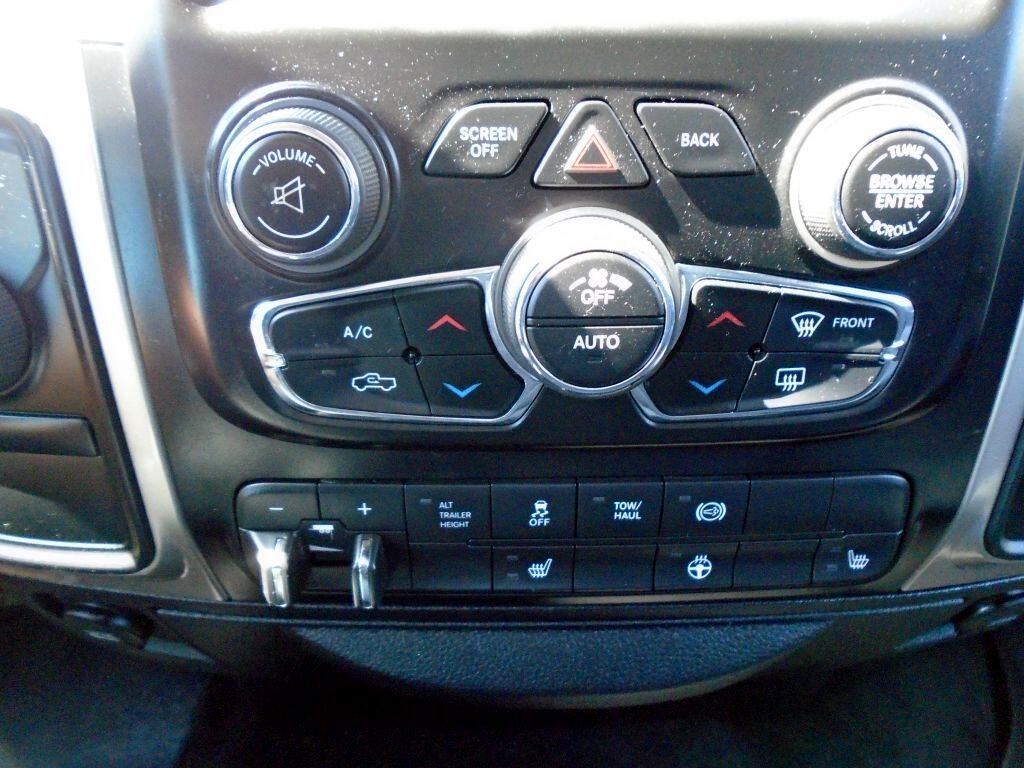 RAM 3500 SLT Crew Cab SWB 4WD 2018