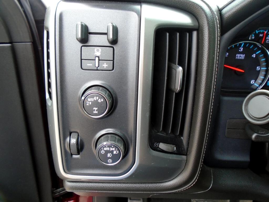 Chevrolet Silverado 1500 LTZ Crew Cab 4WD 2017