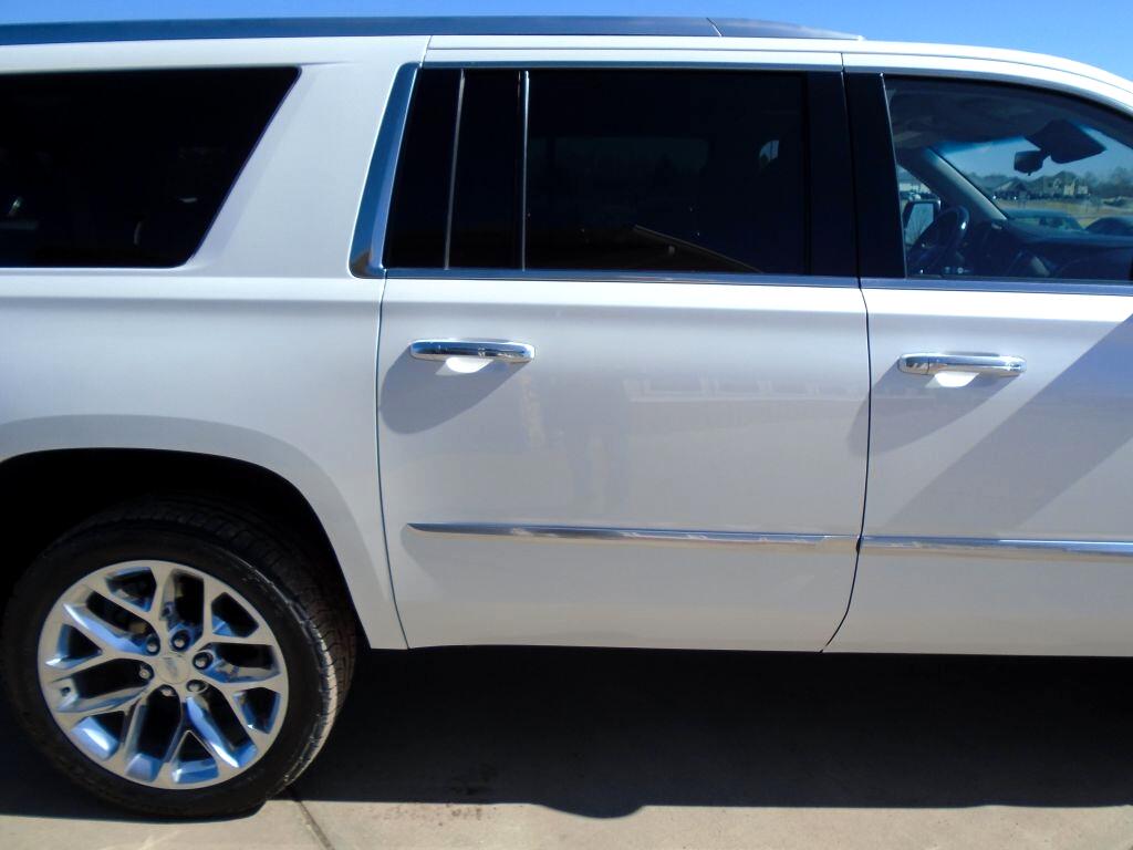 Cadillac Escalade ESV Premium 4WD 2017