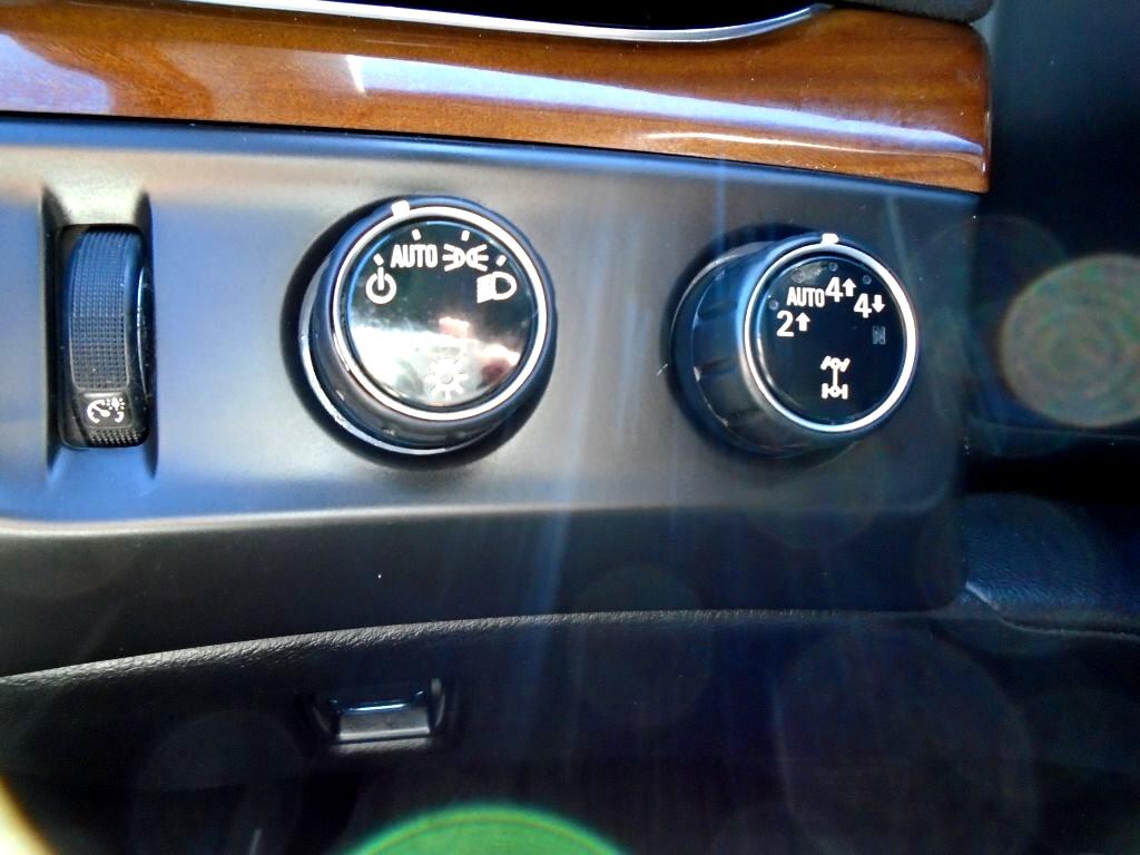 Cadillac Escalade ESV Premium 4WD 2017