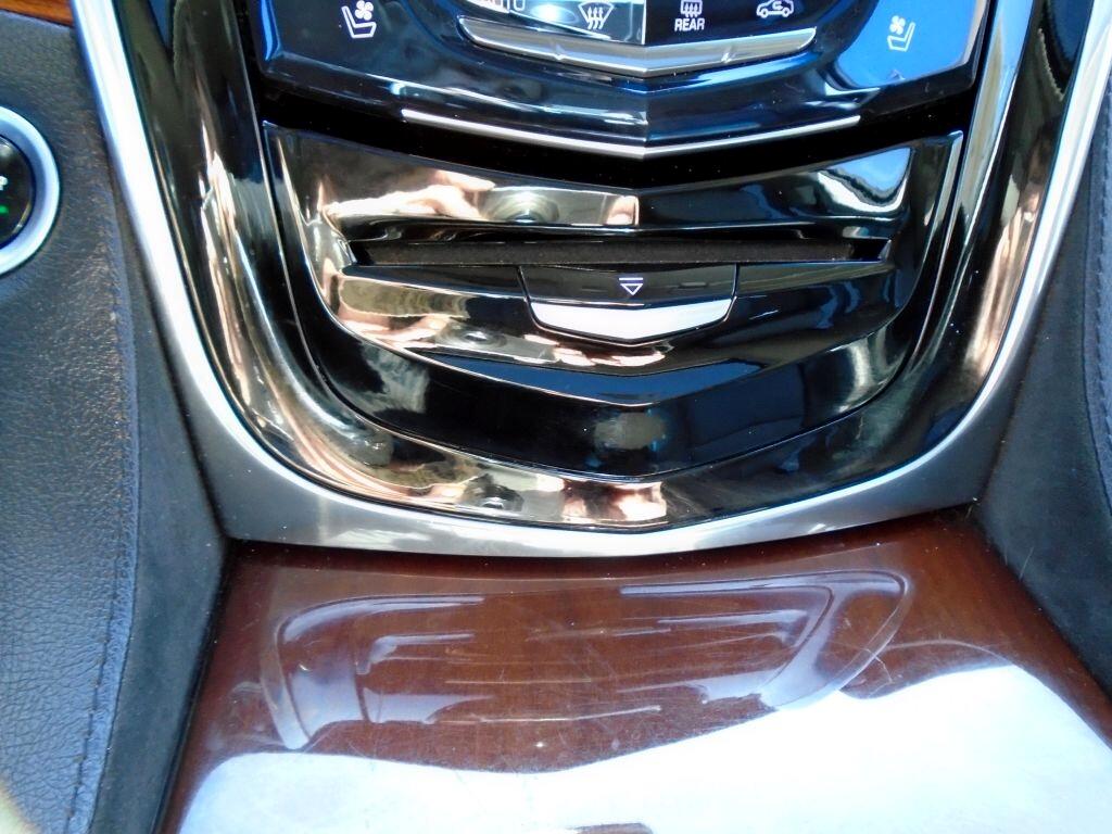 Cadillac Escalade ESV Premium 4WD 2017