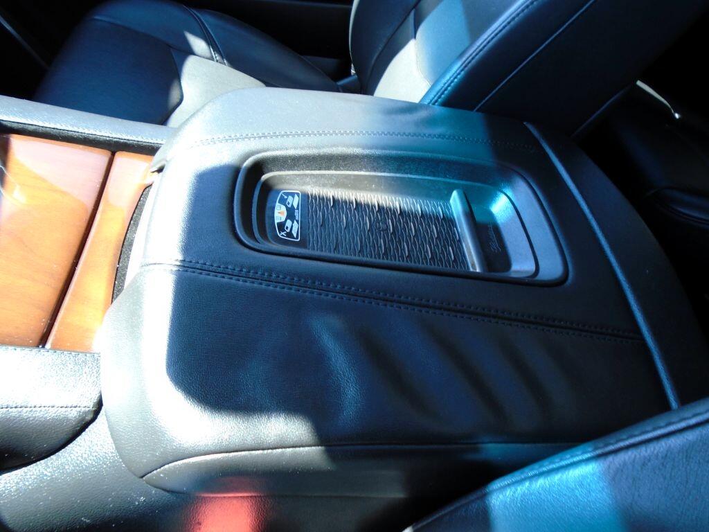 Cadillac Escalade ESV Premium 4WD 2017