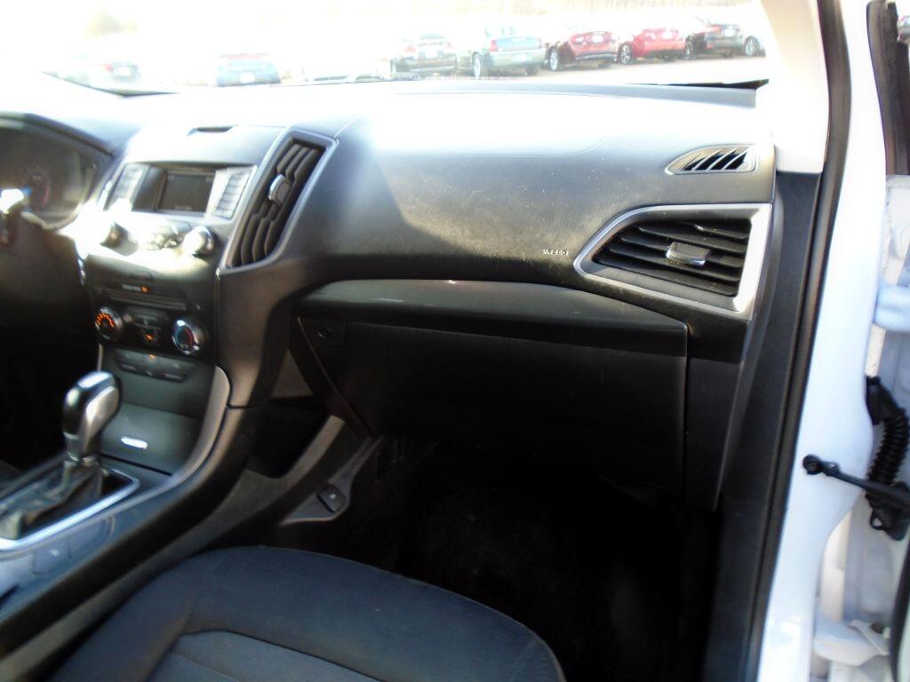 Ford Edge SE FWD 2018