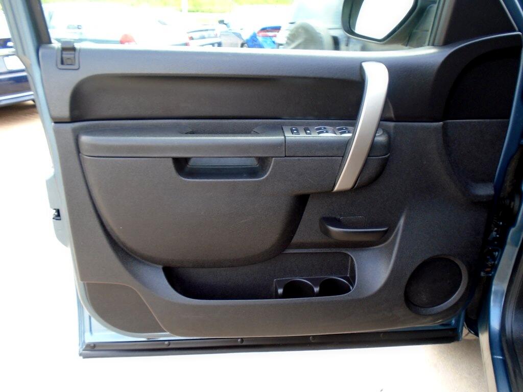 GMC Sierra 1500 SLE Crew Cab 4WD 2013