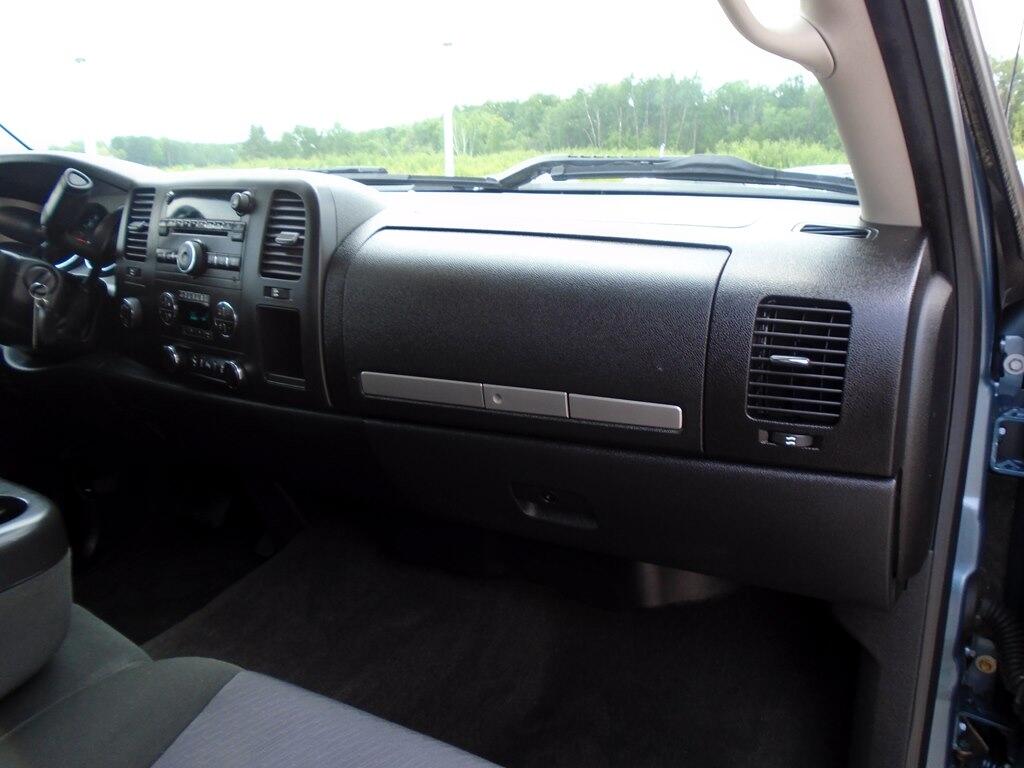 GMC Sierra 1500 SLE Crew Cab 4WD 2013