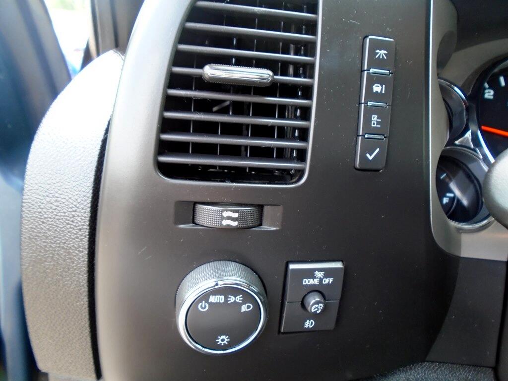 GMC Sierra 1500 SLE Crew Cab 4WD 2013