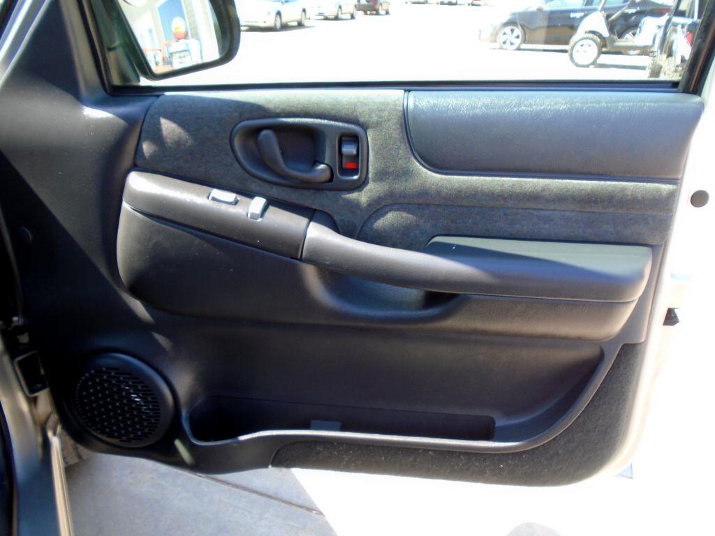 Chevrolet S10 Pickup LS Crew Cab 4WD 2001