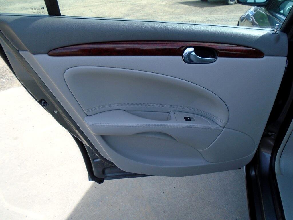 Buick Lucerne CXL V6 2007