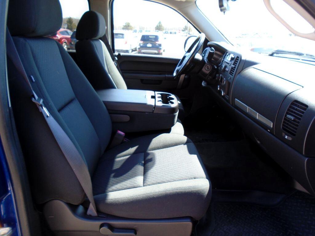Chevrolet Silverado 1500 LT Crew Cab 4WD 2013