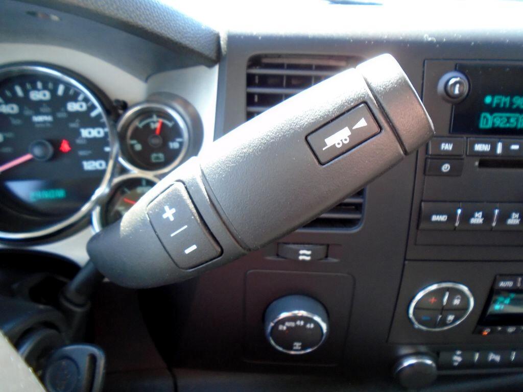 Chevrolet Silverado 1500 LT Crew Cab 4WD 2013