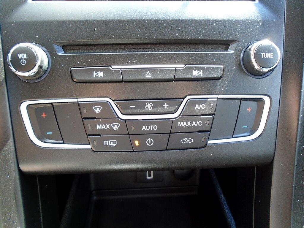 Ford Fusion SE 2018