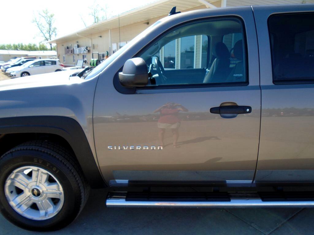 Chevrolet Silverado 1500 LT Crew Cab 4WD 2013