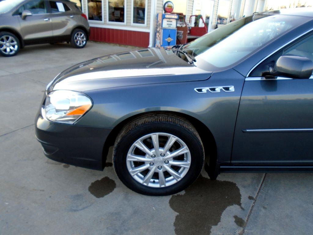 Buick Lucerne CXL 2011