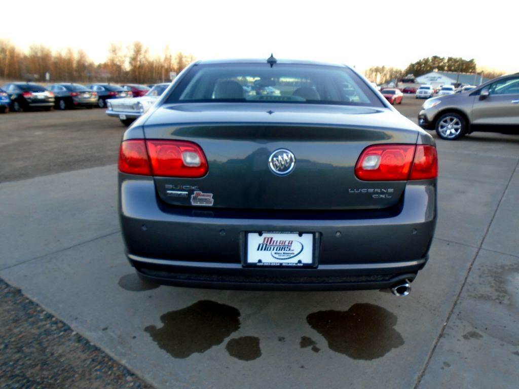 Buick Lucerne CXL 2011