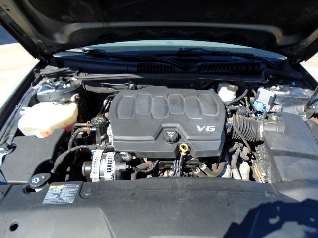 Buick Lucerne CXL 2011