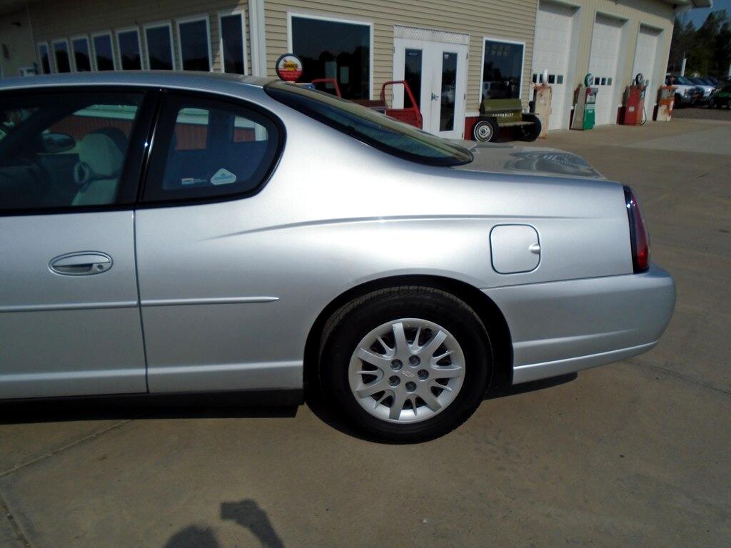 Chevrolet Monte Carlo LS 2004