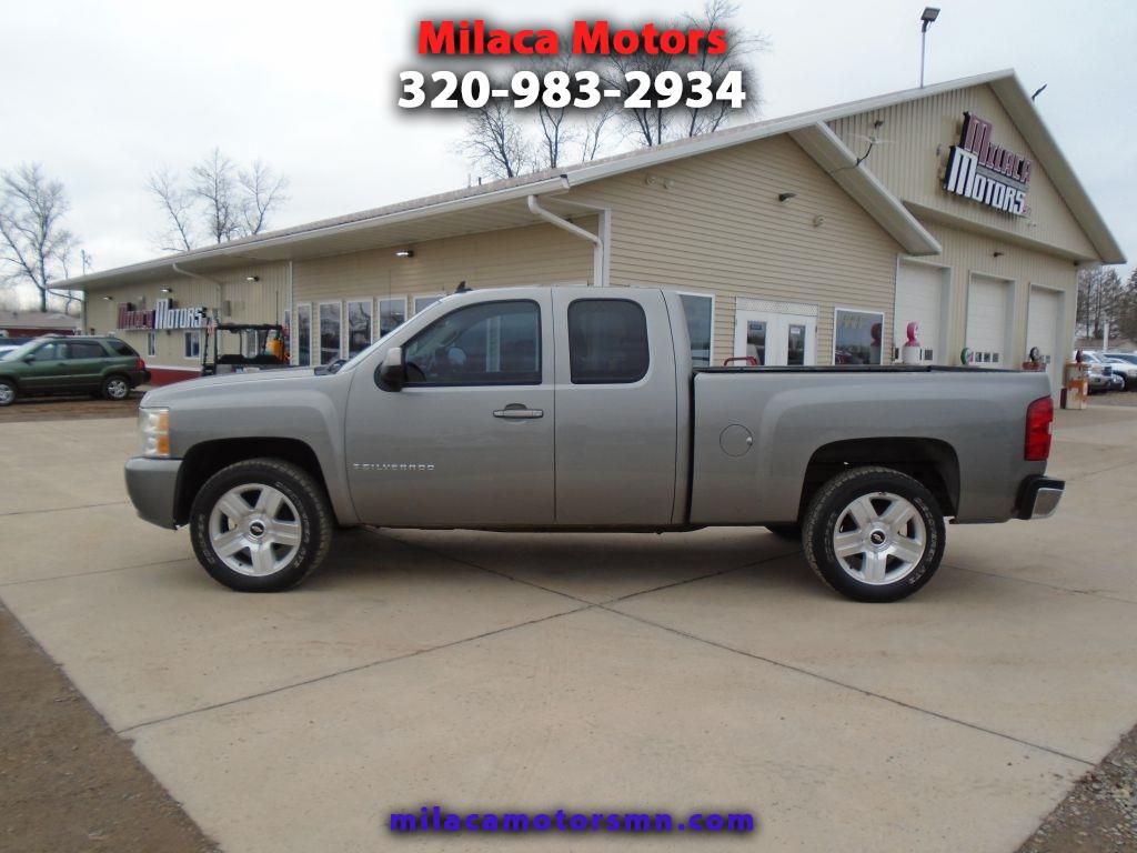 2008 Chevrolet Silverado 1500 LT2 Ext. Cab Long Box 2WD