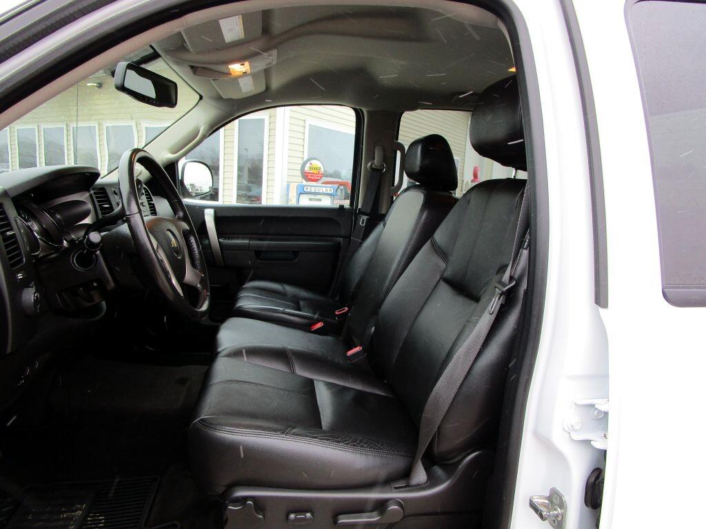 Chevrolet Silverado 1500 LT Crew Cab 4WD 2013