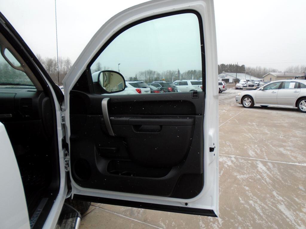 Chevrolet Silverado 1500 LT Crew Cab 4WD 2013