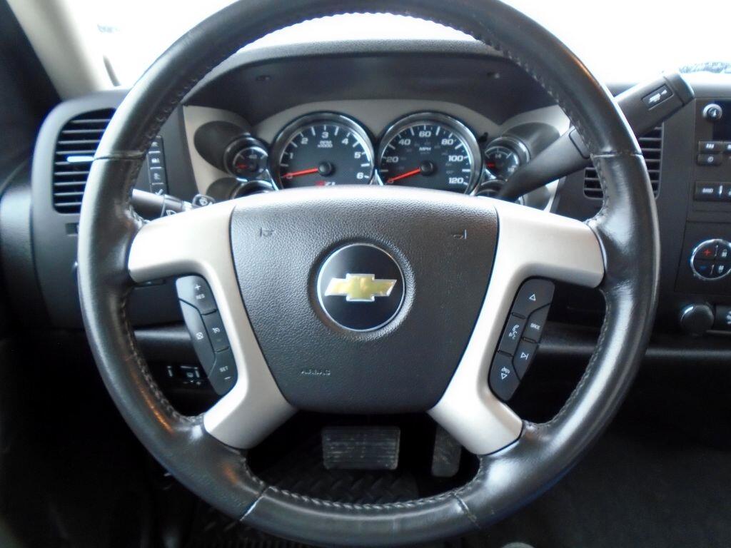 Chevrolet Silverado 1500 LT Crew Cab 4WD 2013