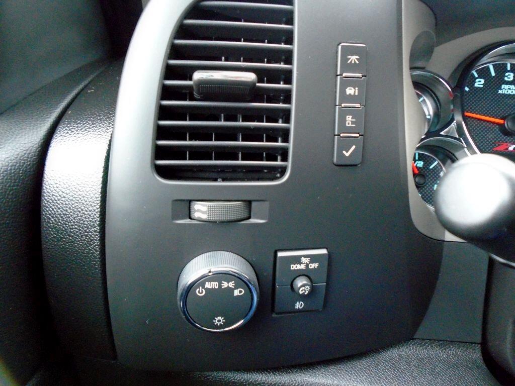 Chevrolet Silverado 1500 LT Crew Cab 4WD 2013