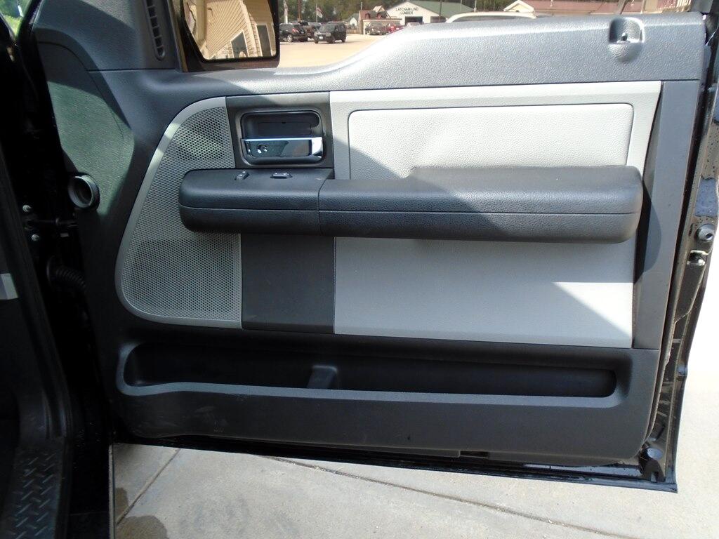 Ford F-150 XL SuperCab 4WD 2004