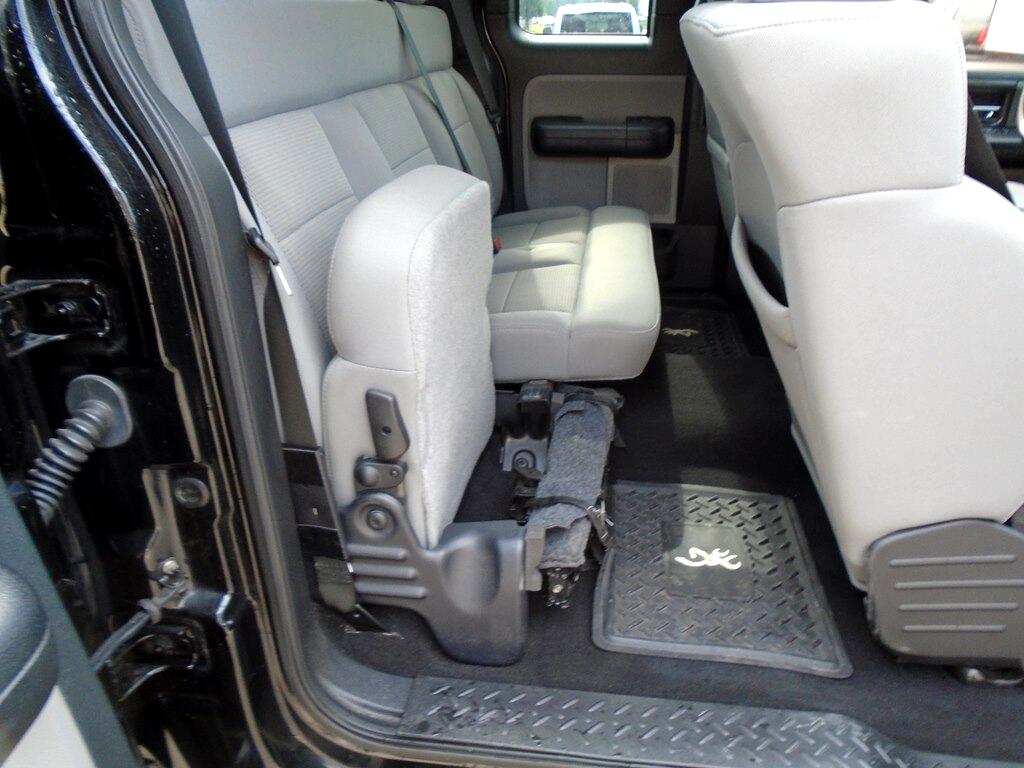 Ford F-150 XL SuperCab 4WD 2004