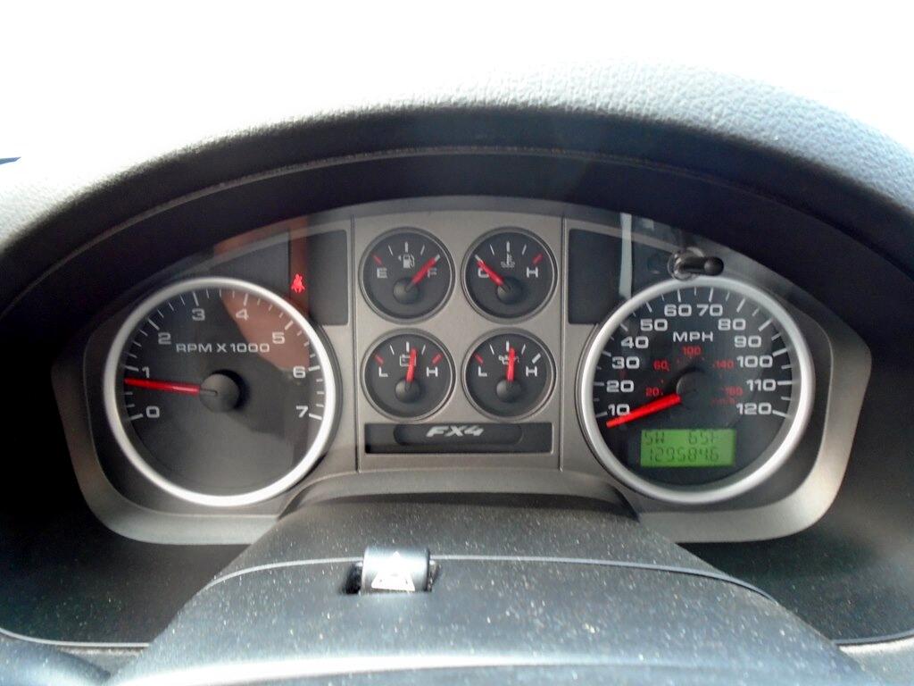 Ford F-150 XL SuperCab 4WD 2004