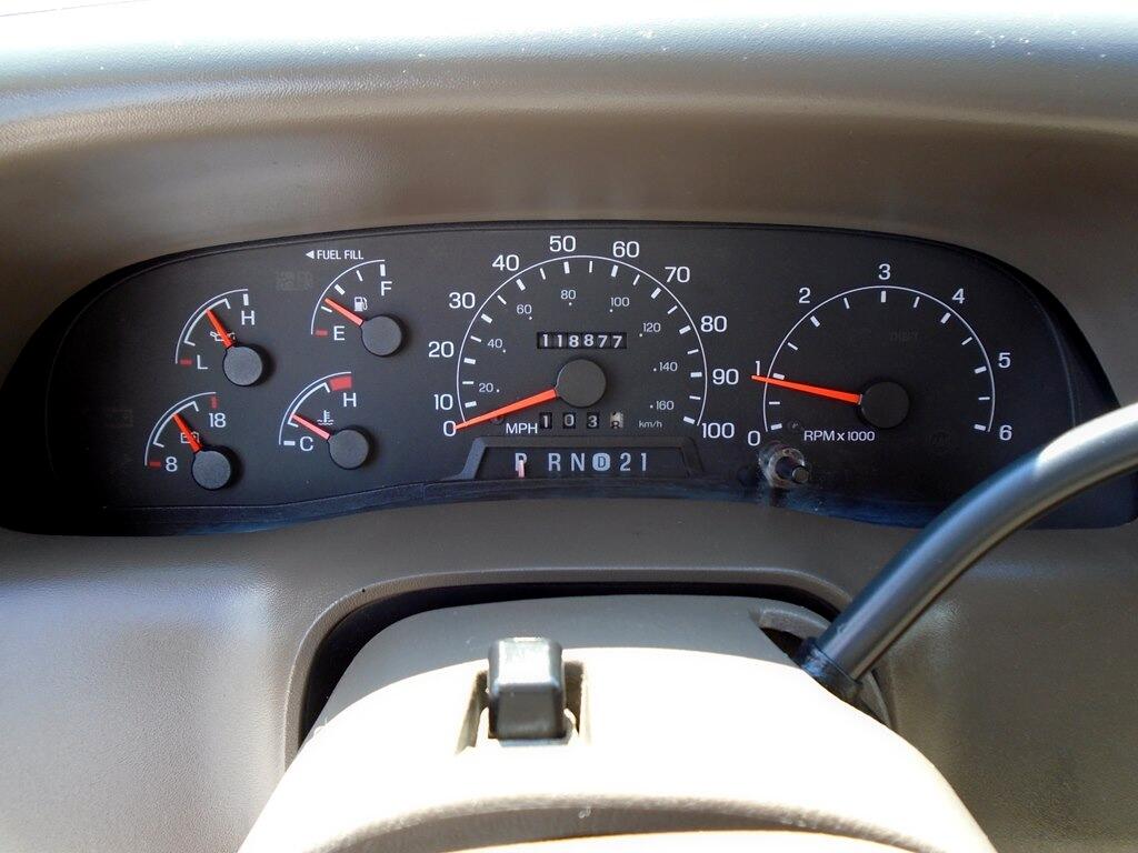Ford F-250 SD XL SuperCab Long Bed 4WD 2001