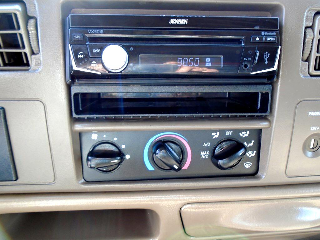 Ford F-250 SD XL SuperCab Long Bed 4WD 2001