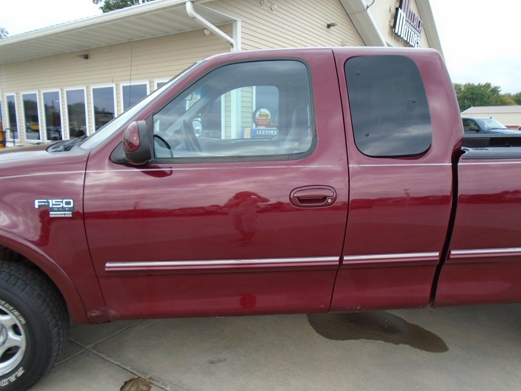 Ford F-150 Lariat SuperCab Long Bed 4WD 1998