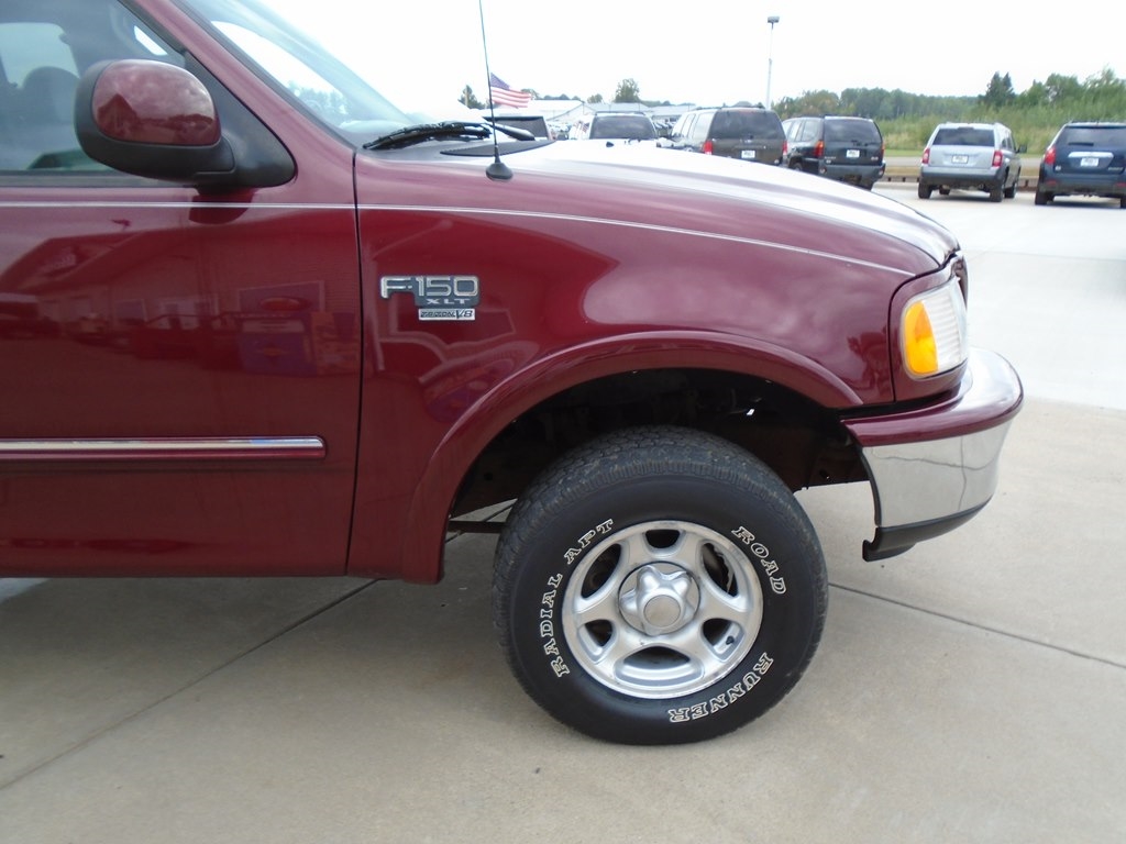 Ford F-150 Lariat SuperCab Long Bed 4WD 1998