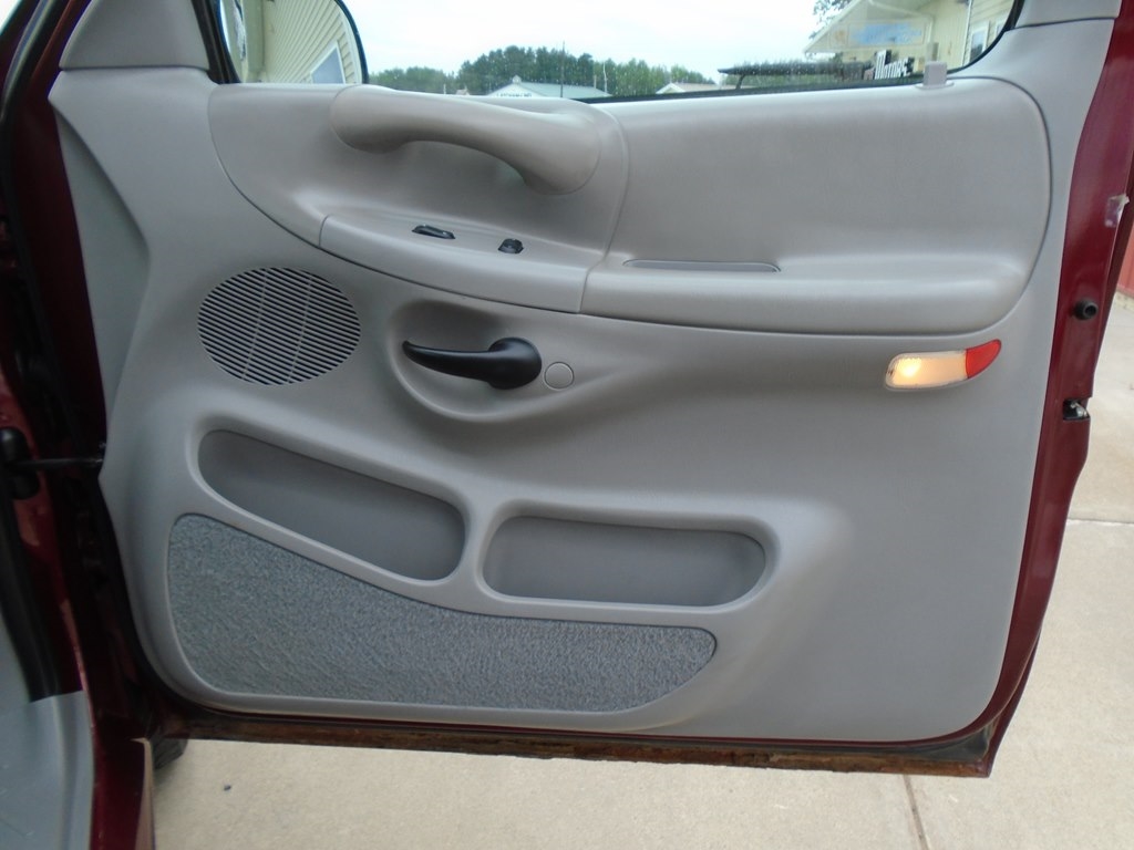 Ford F-150 Lariat SuperCab Long Bed 4WD 1998