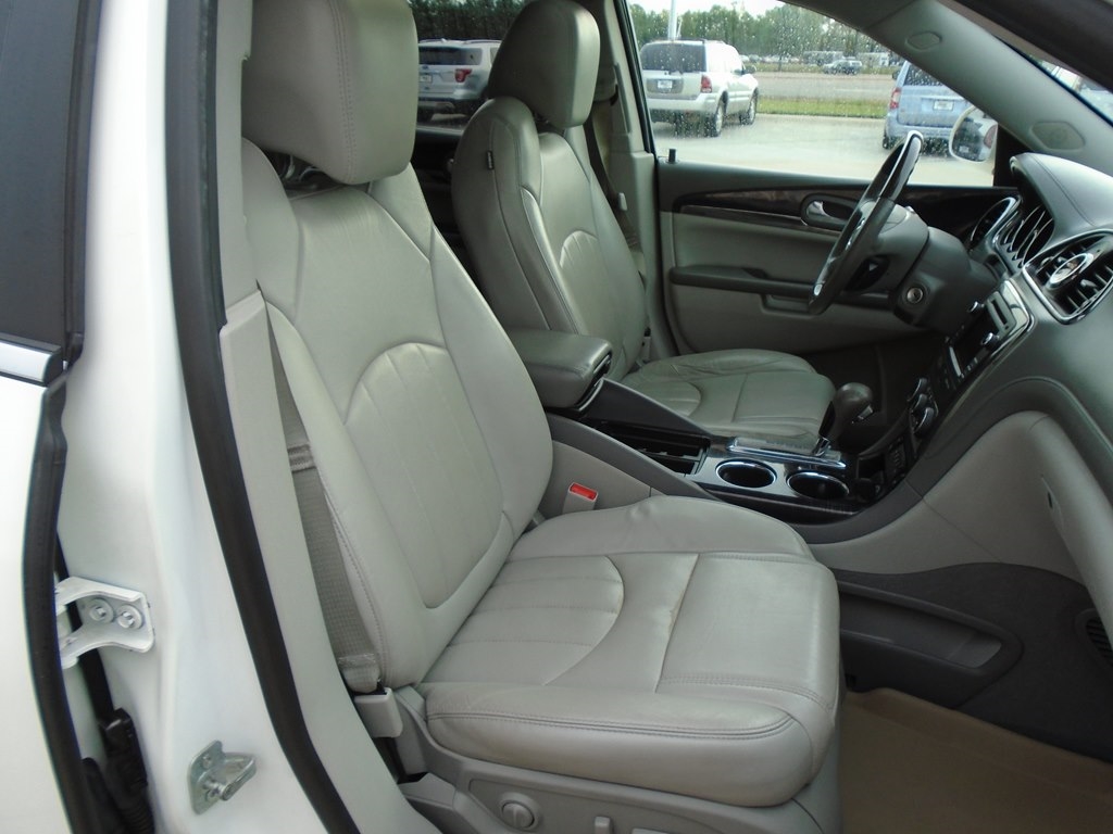 Buick Enclave  2015