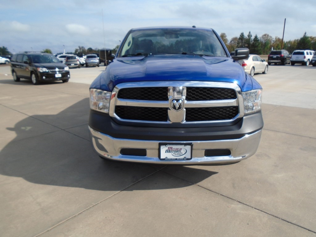 RAM 1500 Tradesman Regular Cab LWB 4WD 2017