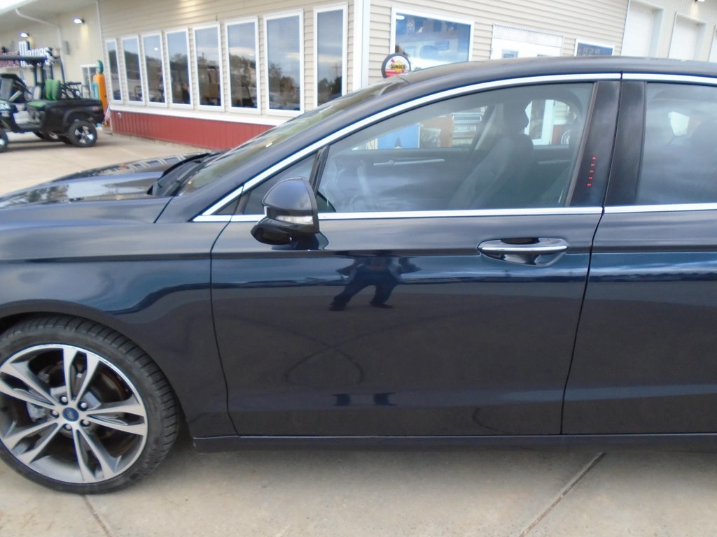 Ford Fusion Titanium AWD 2020