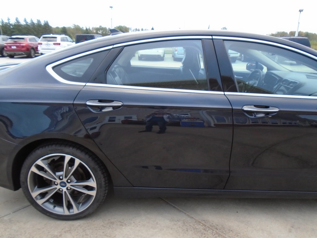 Ford Fusion Titanium AWD 2020